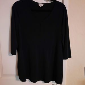 Black loose fit top.